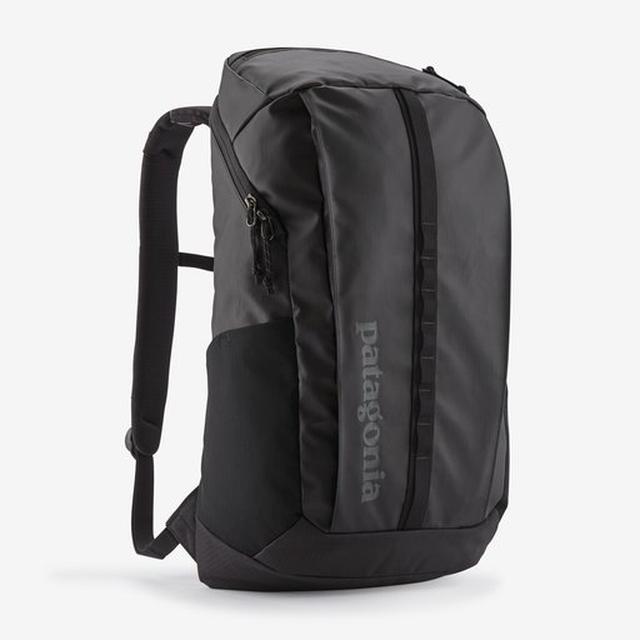 Black Hole Pack 25L - Black w/ Black