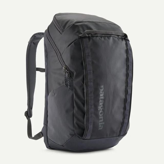 Black Hole Pack 32L - Smolder Blue w/Forge Grey